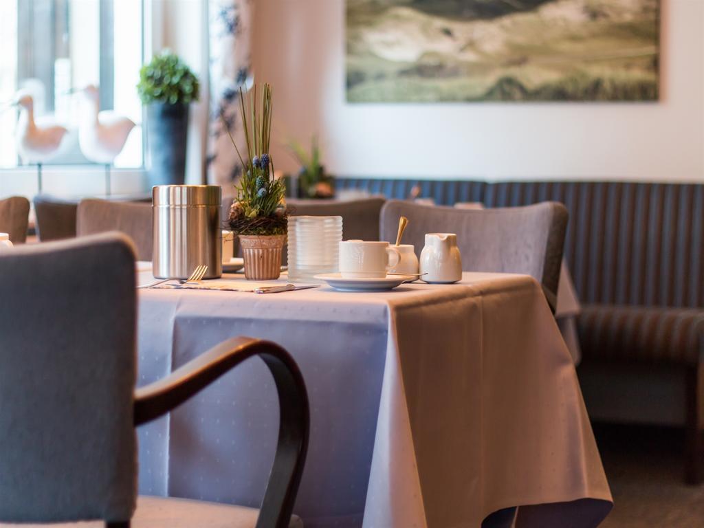 Inselhotel Bruns ノルダーナイ エクステリア 写真